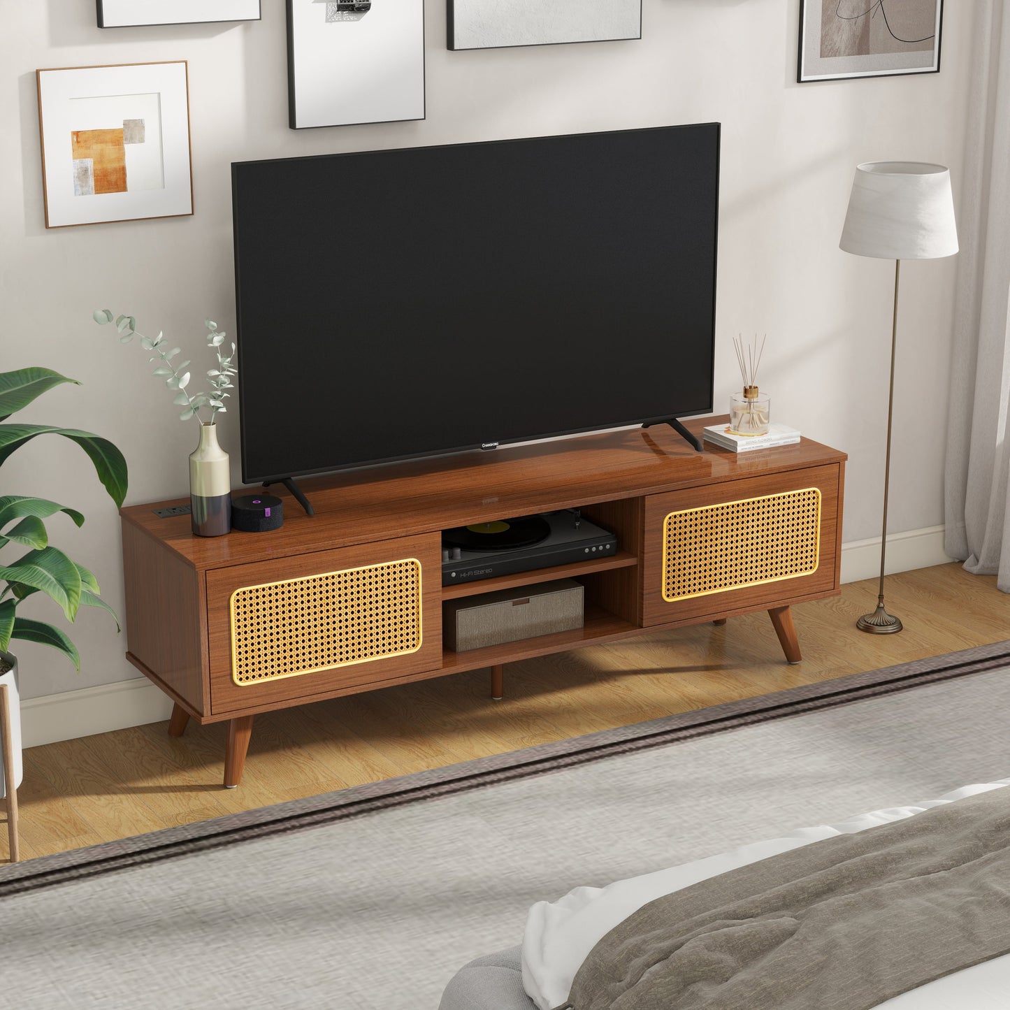Mid Century Modern Rattan TV Stand for 55/60/65 inch TV , Entertainment Cabinet, Media Console for Living Room Bedroom Media Room, Solid Wood Feet & Rattan Cabinet Doors (Walnut, 59')