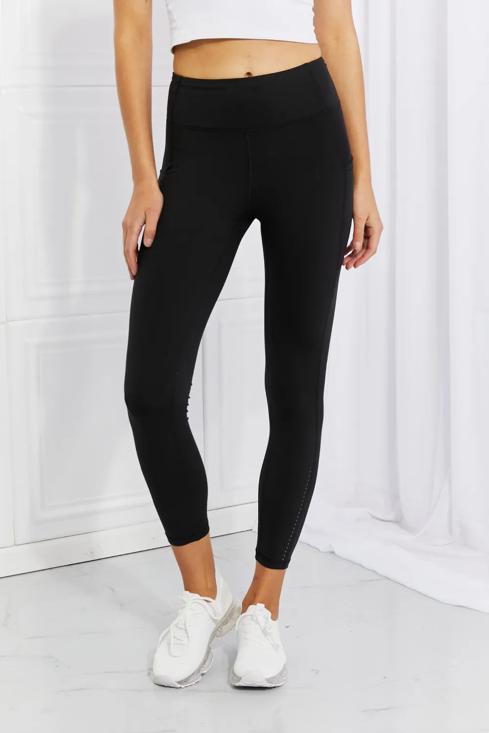 Leggings Depot Full Size Strengthen and Lengthen Reflective Dot Active Leggings - Lee's Retail 