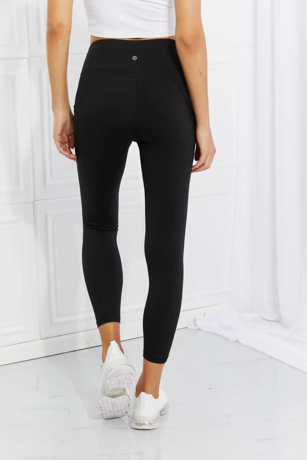 Leggings Depot Full Size Strengthen and Lengthen Reflective Dot Active Leggings - Lee's Retail 