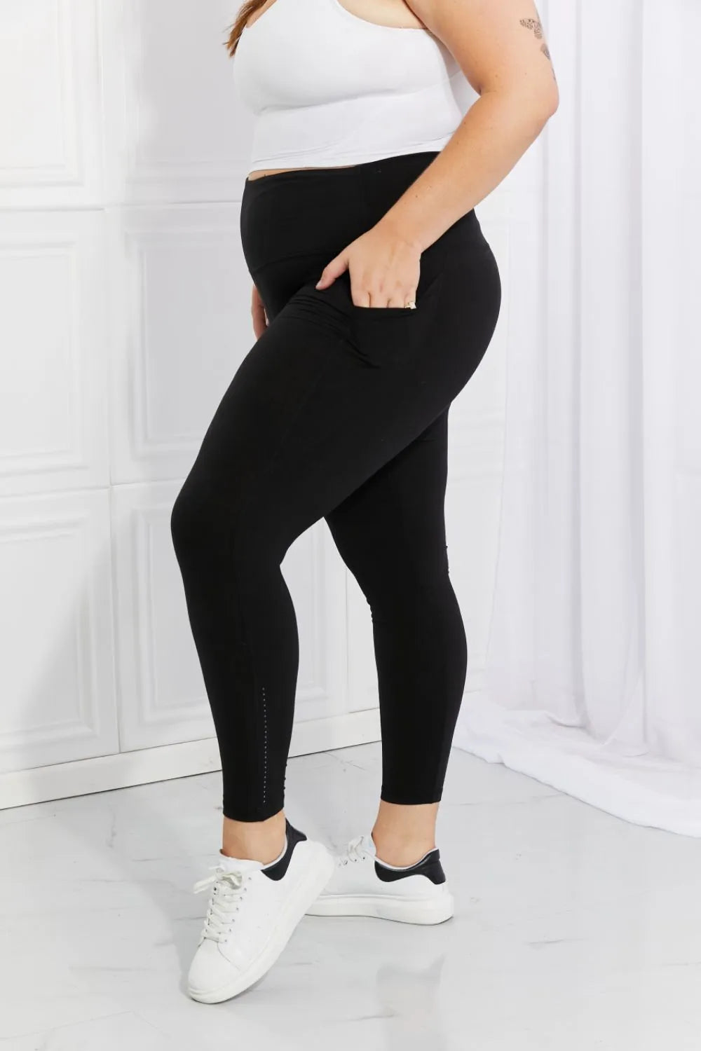 Leggings Depot Full Size Strengthen and Lengthen Reflective Dot Active Leggings - Lee's Retail 